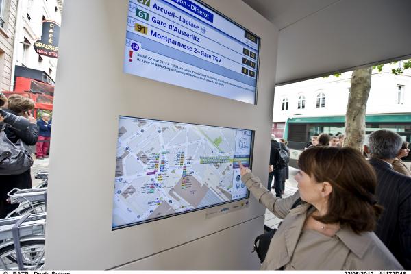 Touchscreen at the remodeled Gare de Lyon-Diderot in Paris. © RATP-Denis Sutton