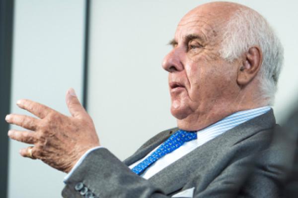Etienne Davignon, European Commissioner for Industrial Affairs and Energy 1981-1985 and Vice-President of the Commission, played a key role in setting up the Framework Programmes.
