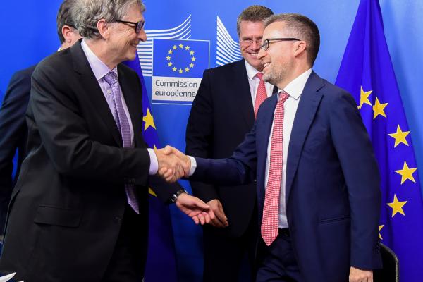 Bill Gates and Commissoner Carlos Moedas committed to establish a fund to get radical new clean energy technologies to market. Image credit - European Commission