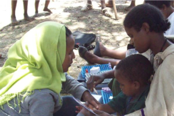 Researchers carrying out a field study on leishmaniasis and malnutrition in children in Amhara State, Ethiopia. Image courtesy of Dr Javier Moreno, Instituto de Salud Carlos III, Madrid, Spain.
