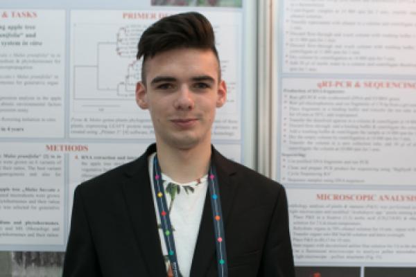 Matas Navickas won a third prize of EUR 3 500 at this year's European Union Contest for Young Scientists, held in Warsaw.