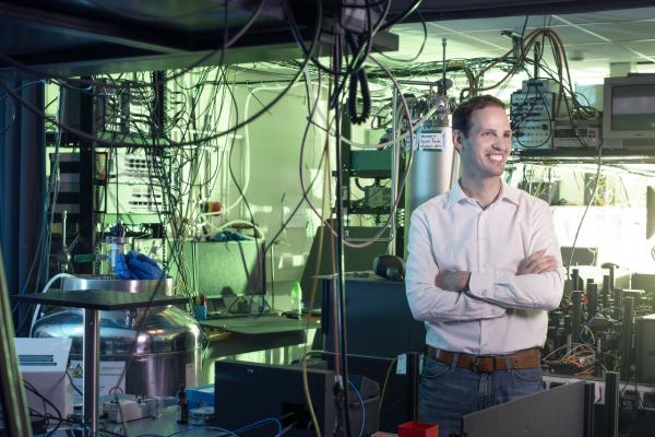 Prof. Ronald Hanson proved that quantum entanglement is real when he linked two particles 1.3 km apart. Credit: TU Delft