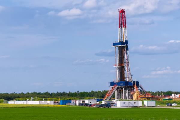 Shale gas drilling is already taking place in some Member States. Shutterstock/ Nightman1965
