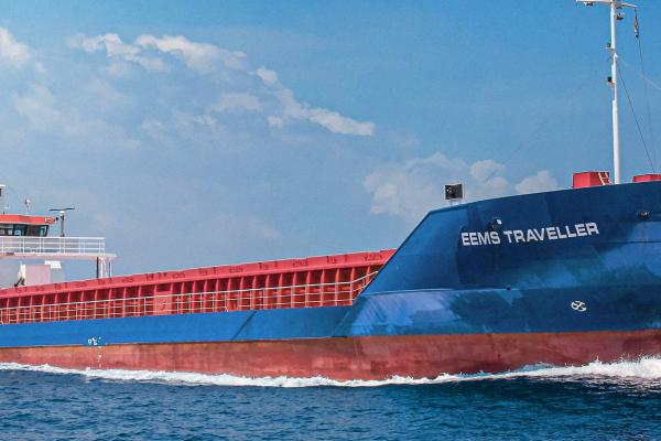 Rendering of EEMS Traveller general cargo ship with two suction sails installed. © bound4blue, 2022