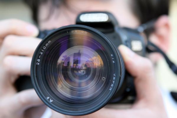 Every digital camera leaves a unique mark on its pictures, which researchers are using in forensics and to verify copyrights. Image credit: CC0